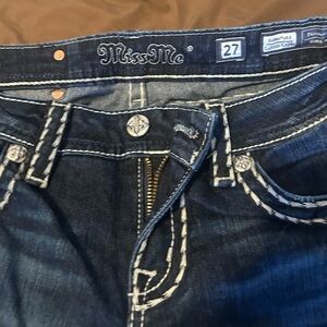 Women’s Miss Me Capri’s